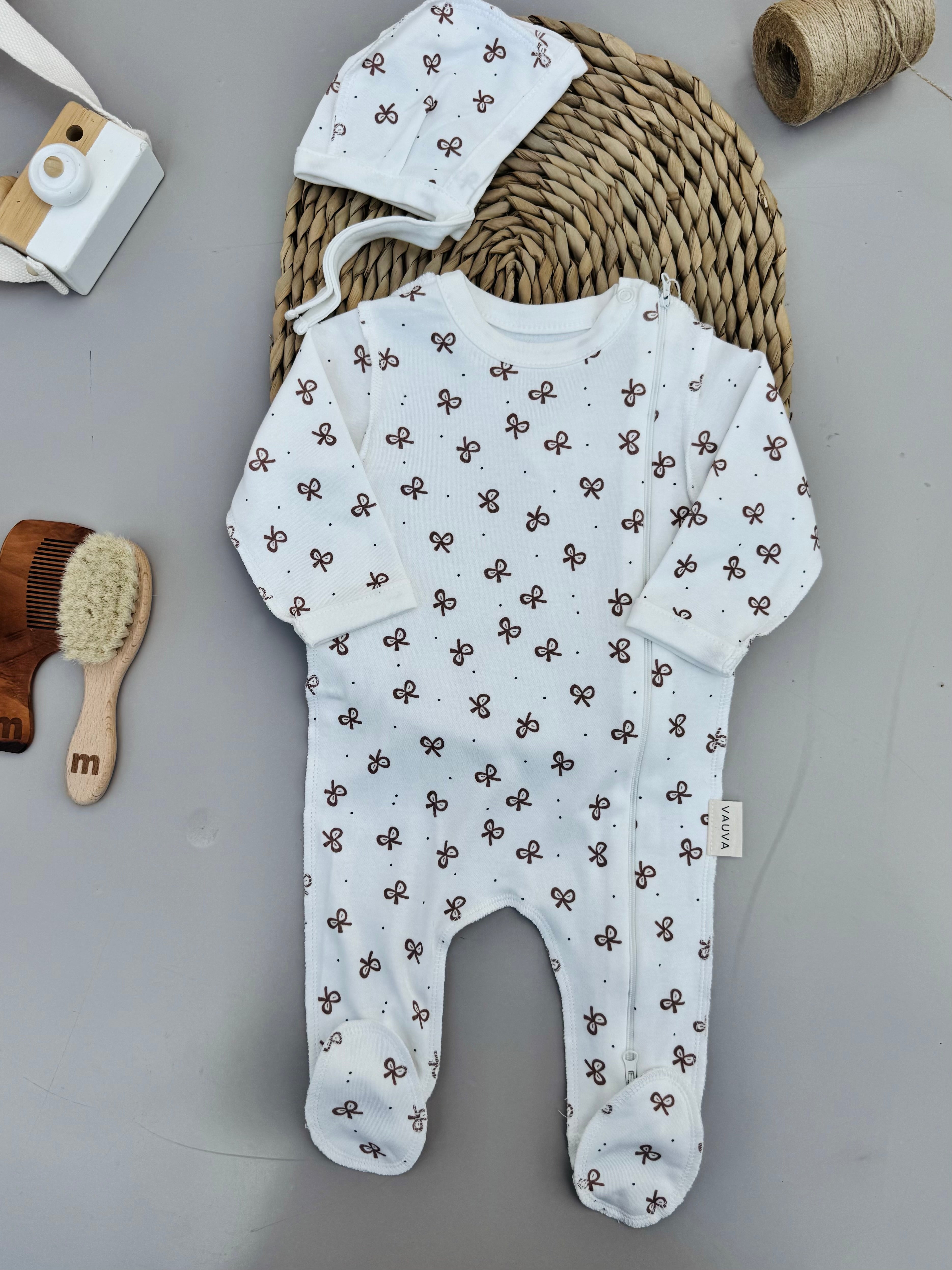 White 🎀 cotton overall with hat (vauva)