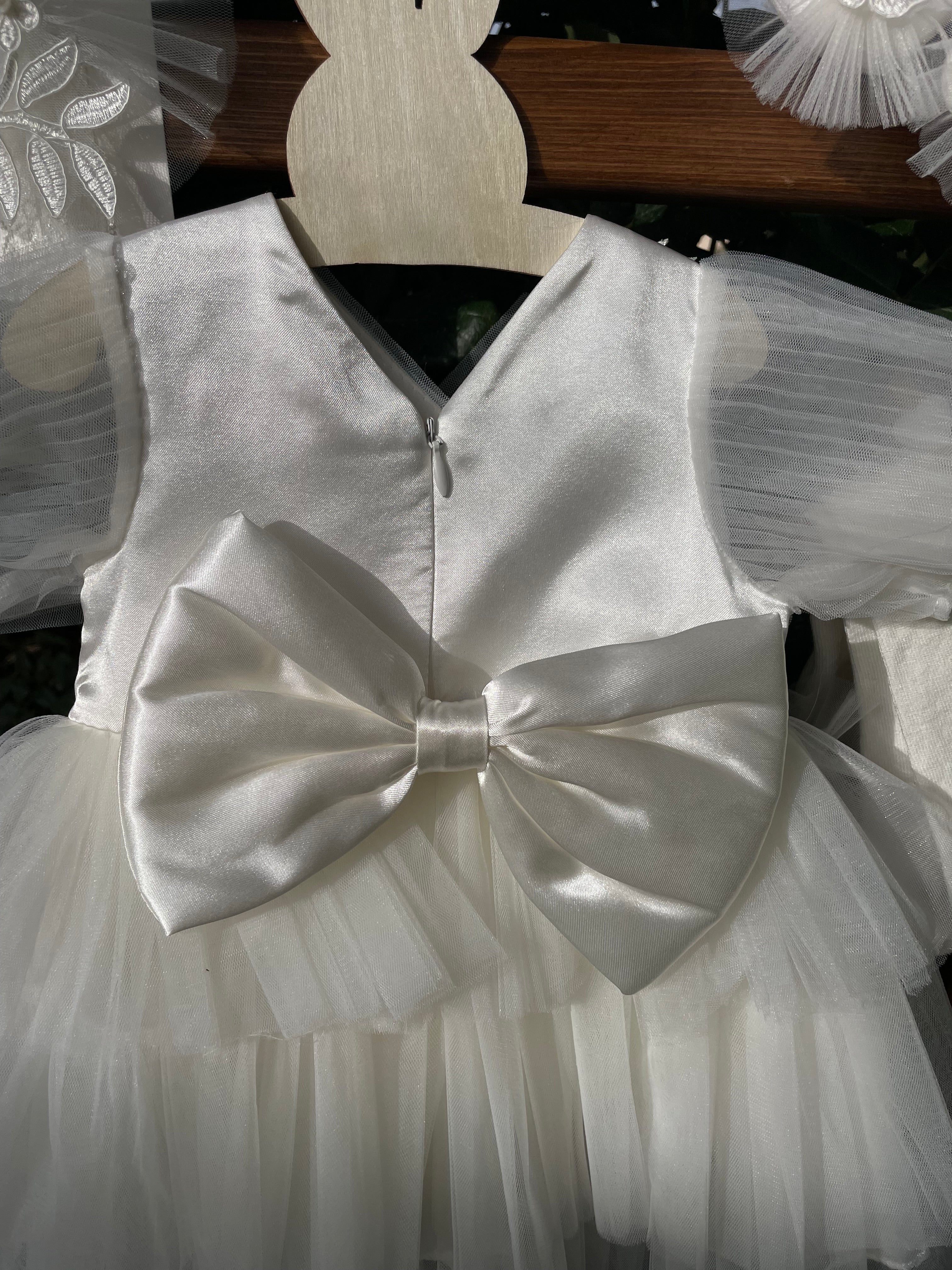 White princess dress 4 pcs