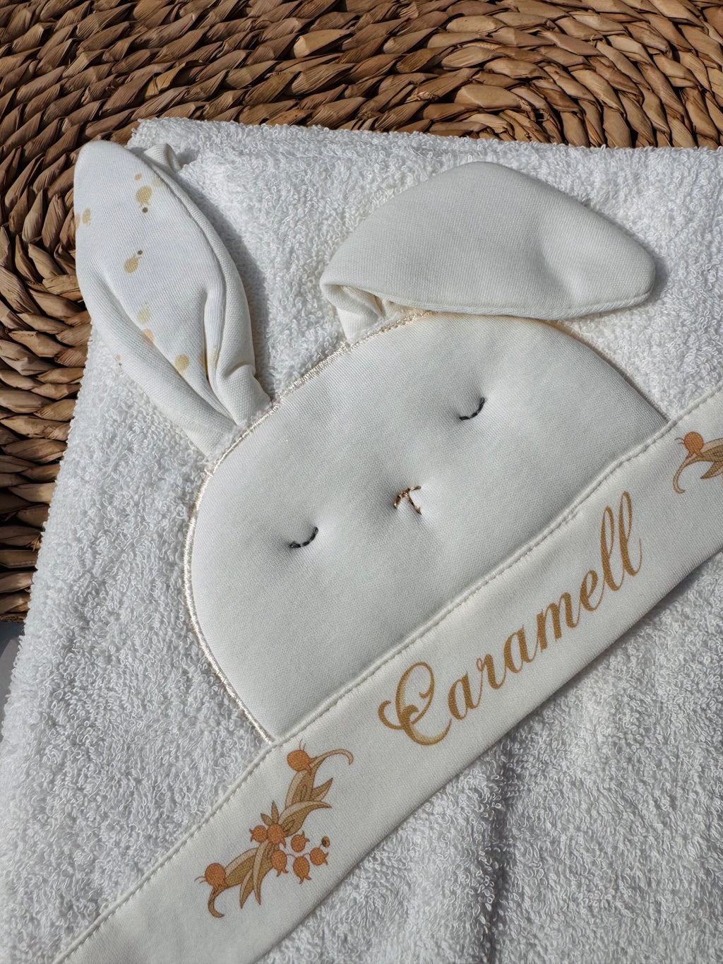 White Rabbit Caramell Bath Towel