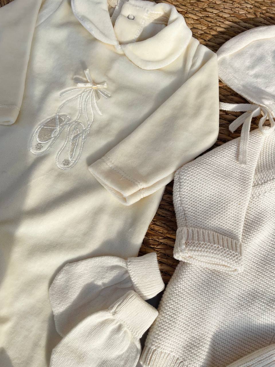 Off-White Ballerina Velvet And Knitted Cotton Hospital Set