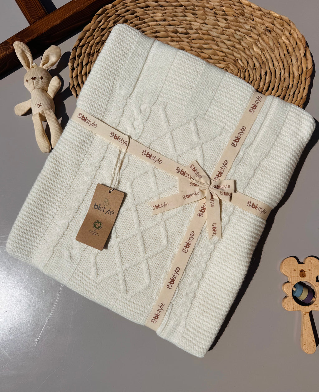 Off White Organic Fabrics blanket fleece inside (GOTS Certified)