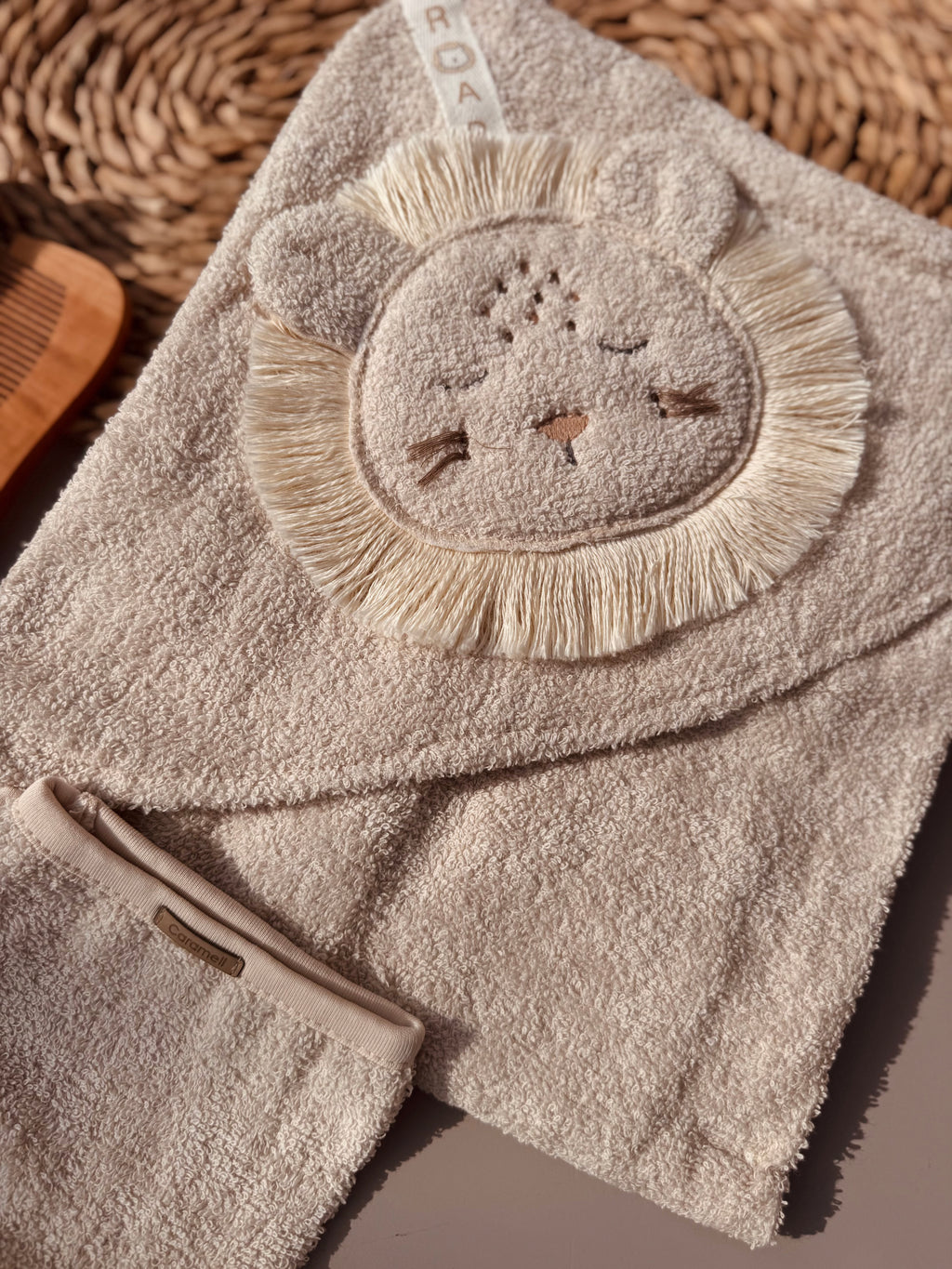 Beige Lion Caramell Bath Towel