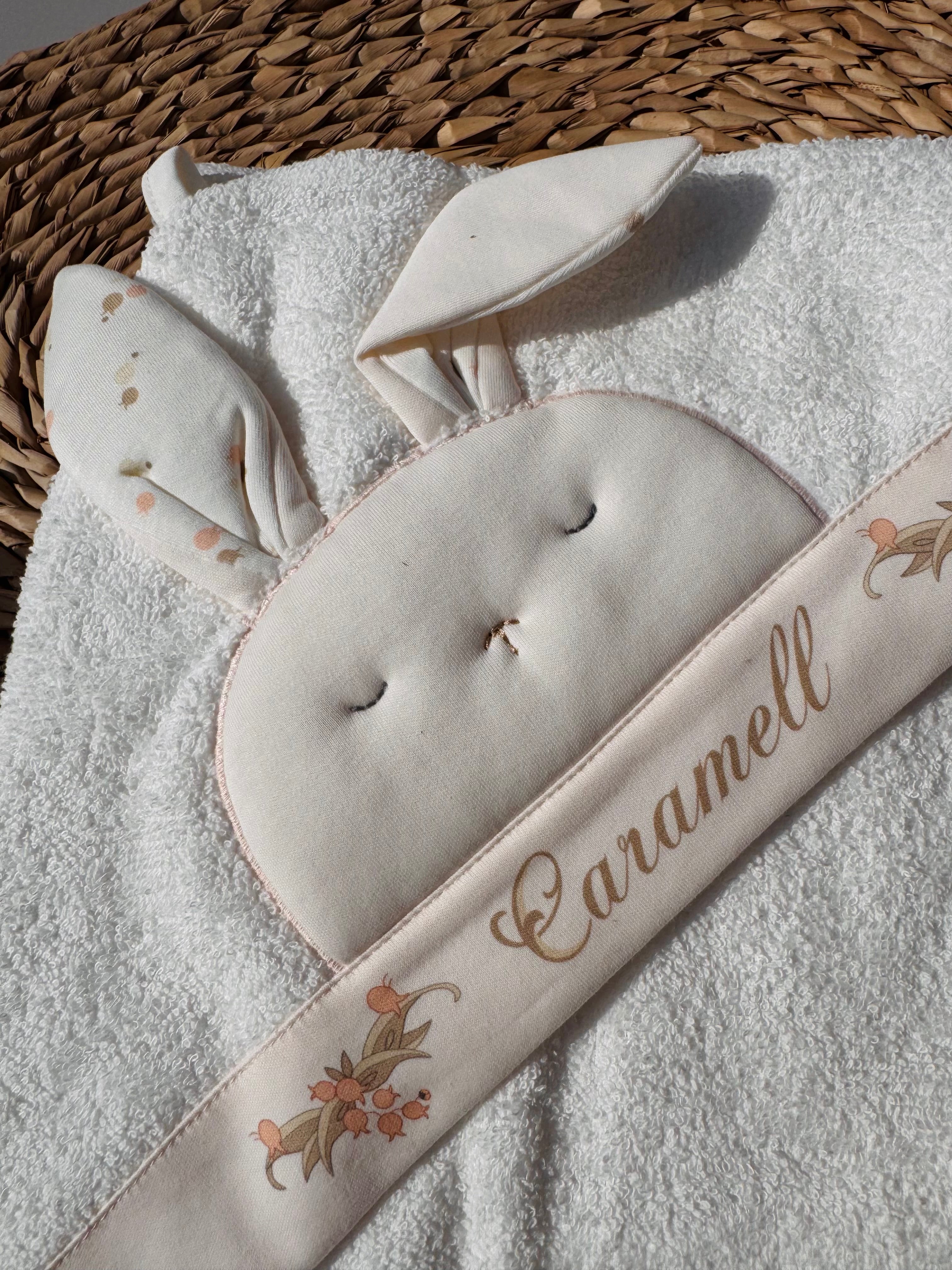 Pink Rabbit Caramell Bath Towel