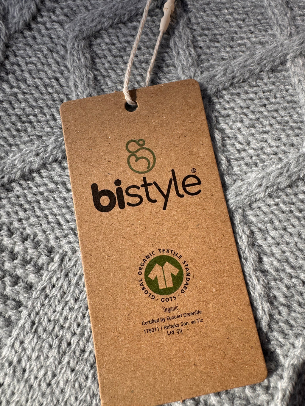 Grey Organic Fabrics blanket fleece inside (GOTS Certified)