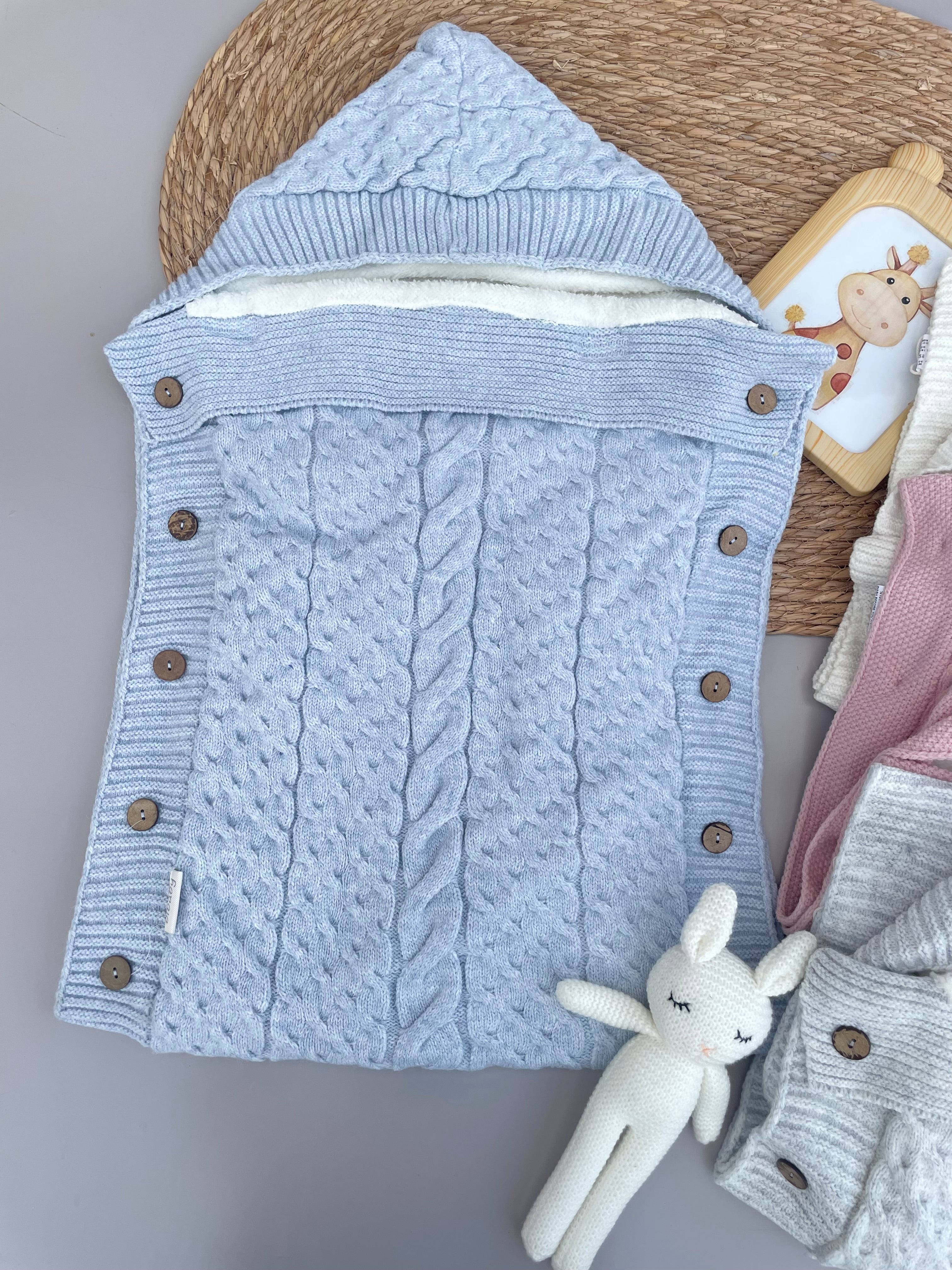 Blue Wool Cache Bébé Fur inside