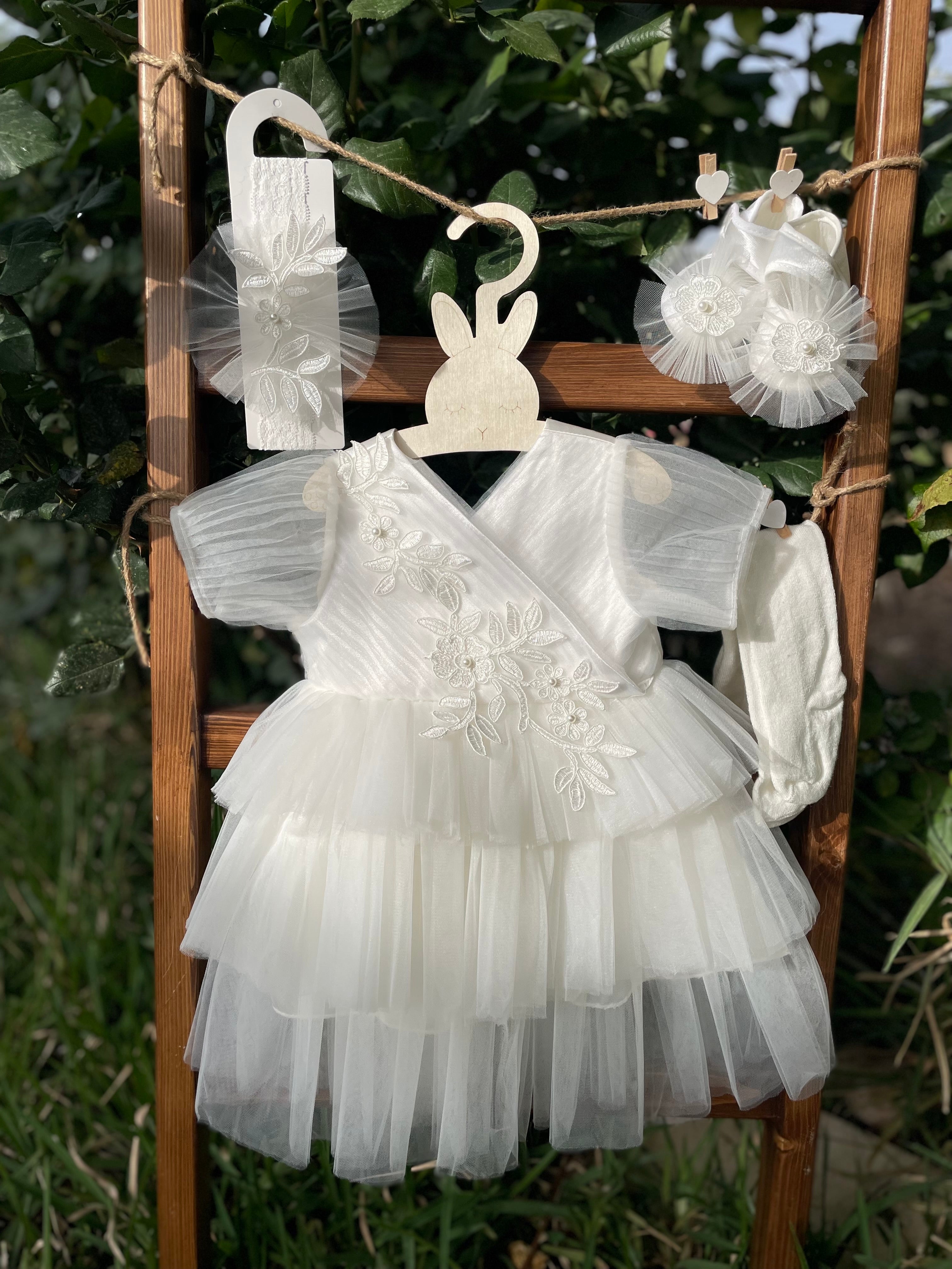 White princess dress 4 pcs