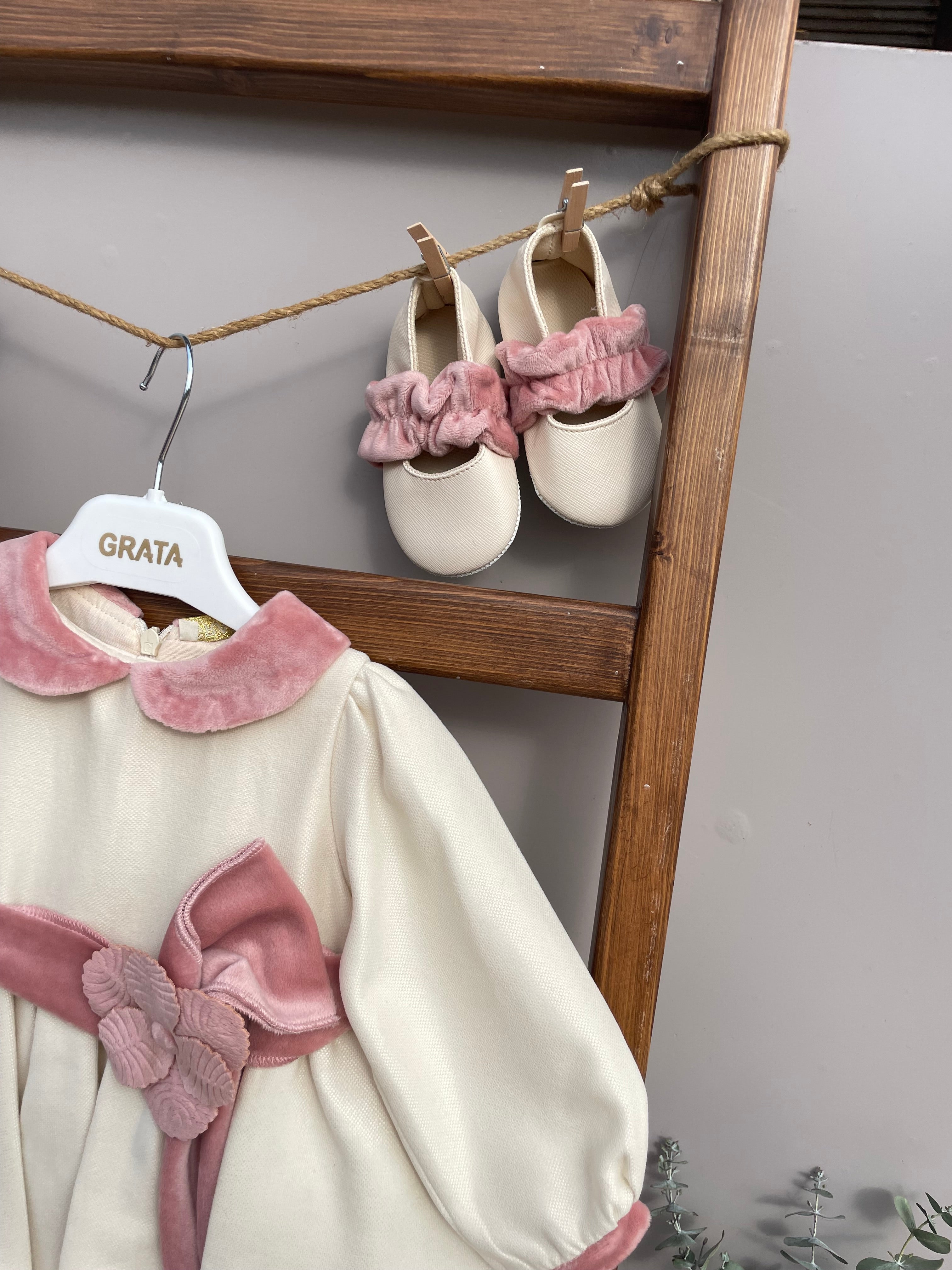 Beige And Pink Velvet Dress set 4 pcs