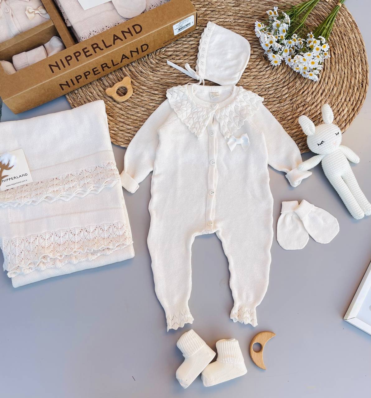 Off White Vintage Hospital Set 5 Pcs