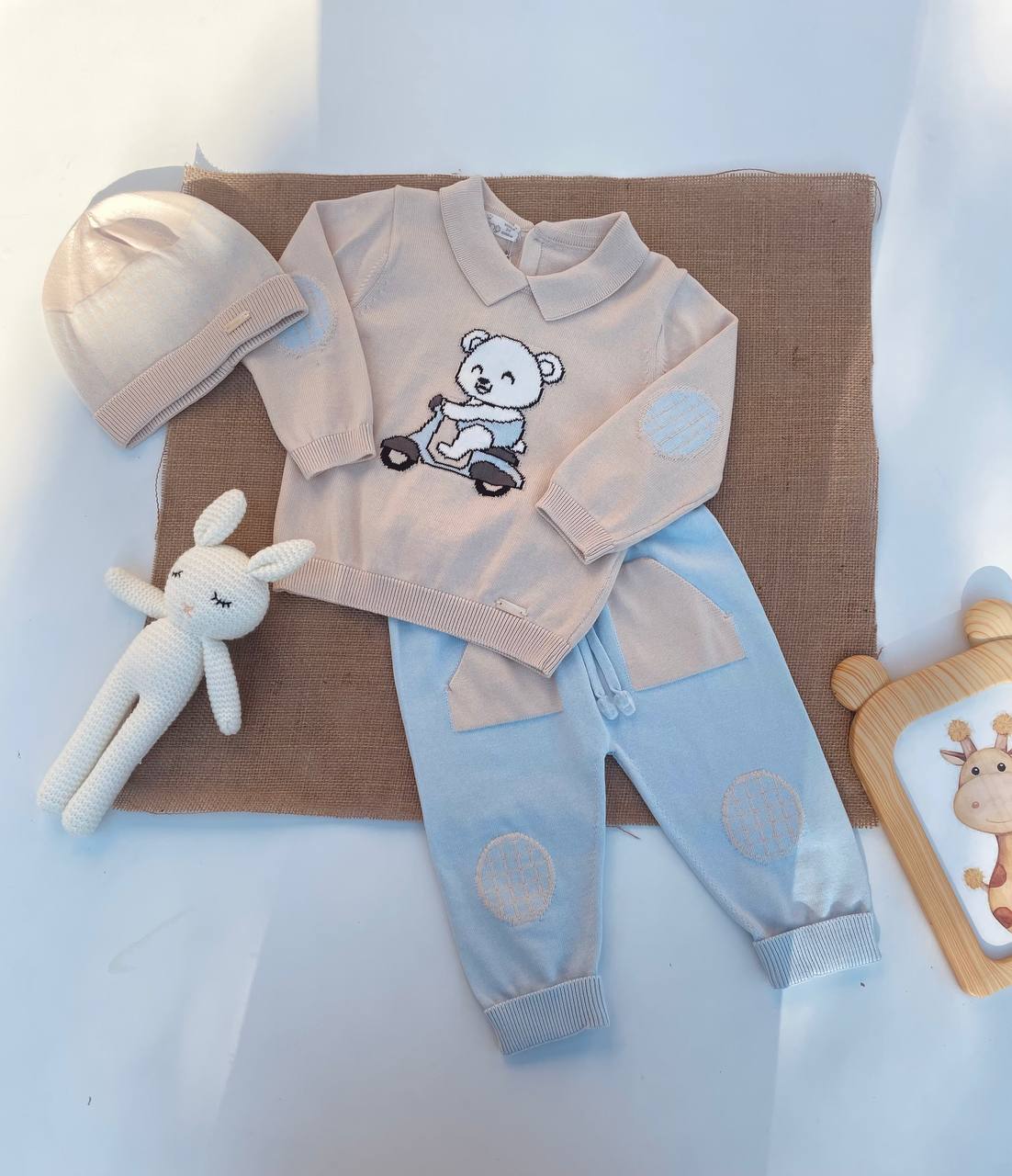 Blue And Beige Survetement