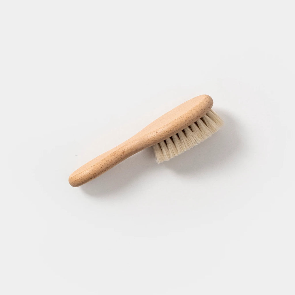 LOVEMAXX Pacifier Holder, Comb, Brush, and Sponge Set