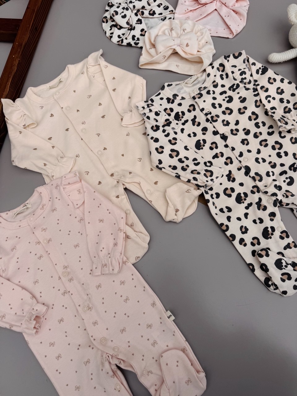 3 Cotton Overalls With Turbans
