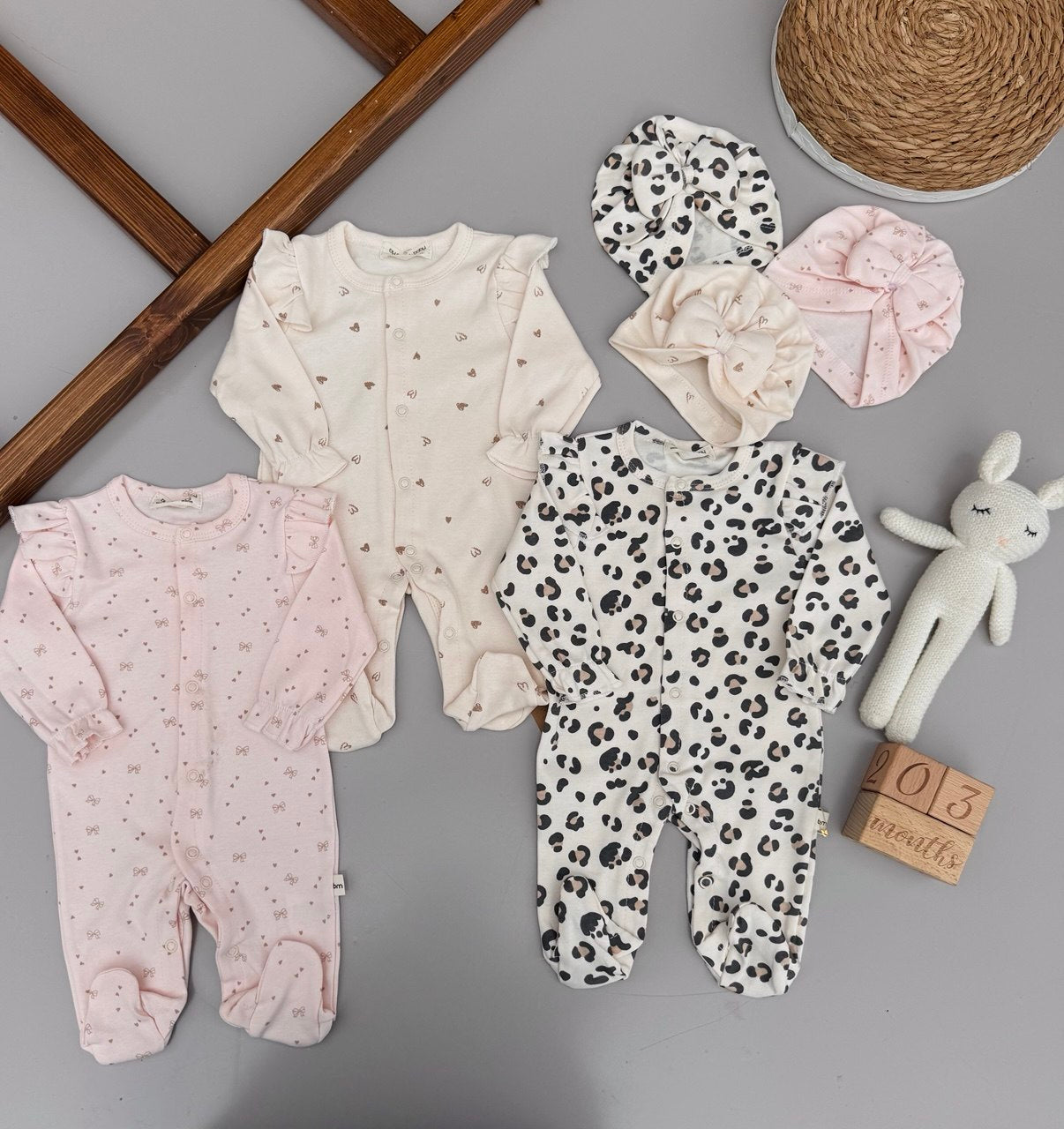 3 Cotton Overalls With Turbans