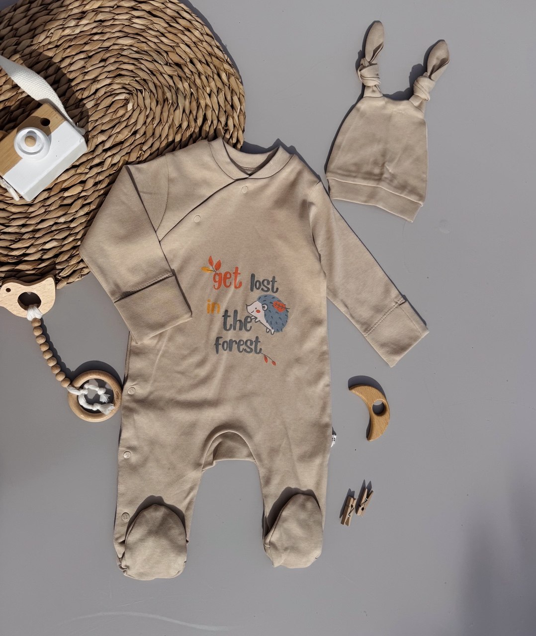 Beige Forest cotton overall with hat