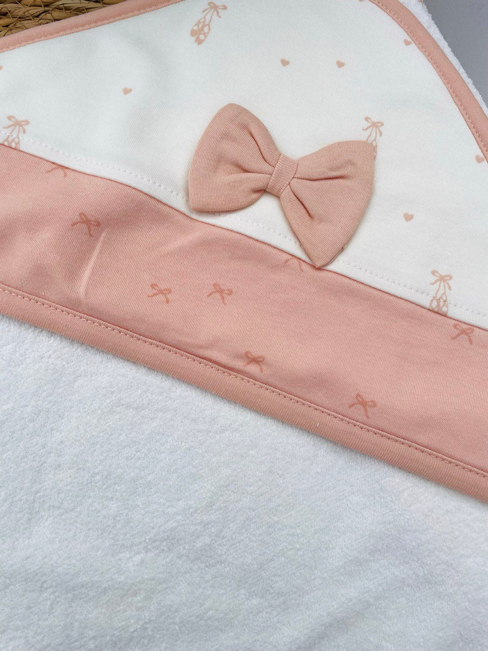 White And Peach Bath Towel Cotton