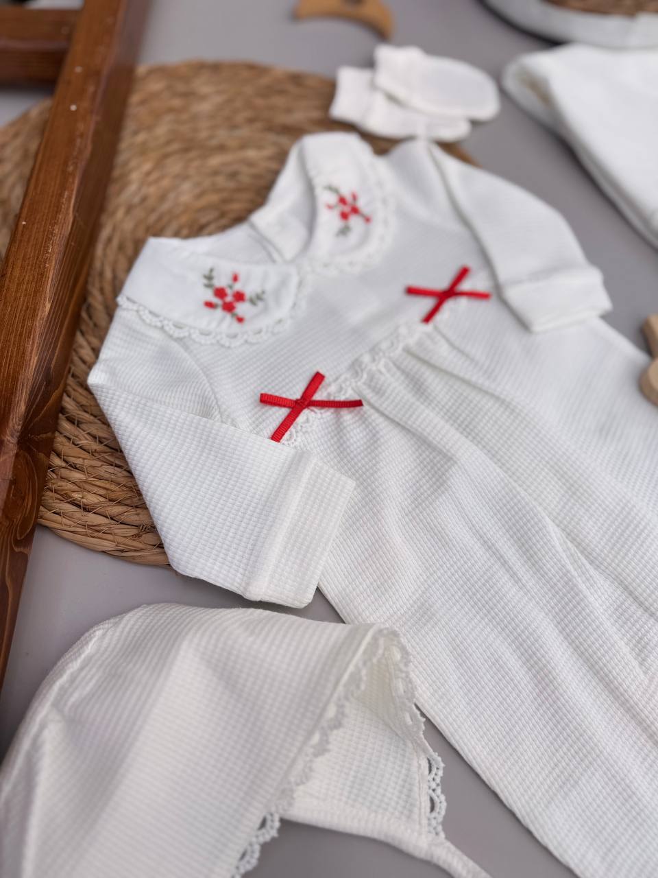 White And Red Poupée Cotton Hospital Set 4 Pcs