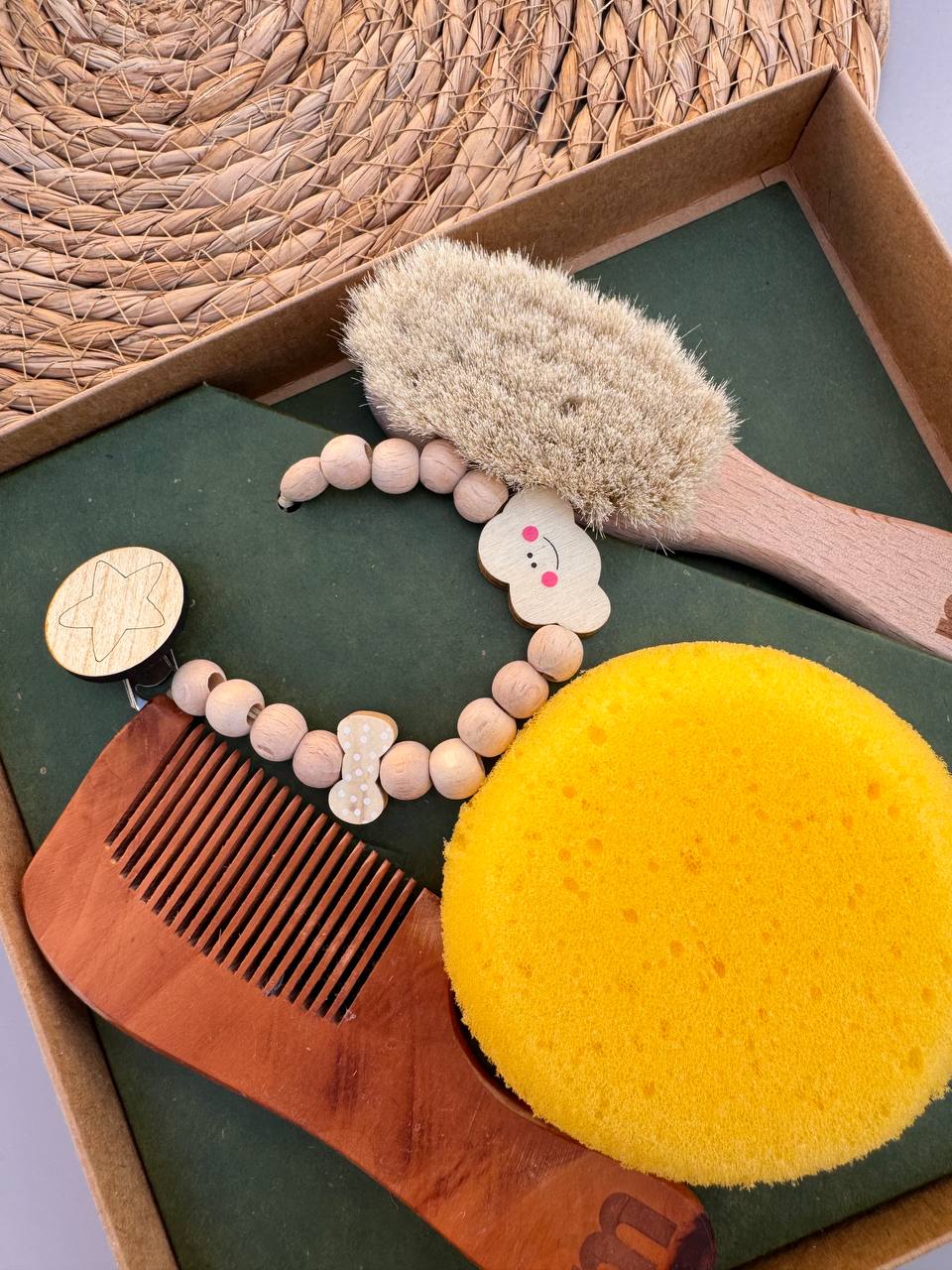 LOVEMAXX Pacifier Holder, Comb, Brush, and Sponge Set