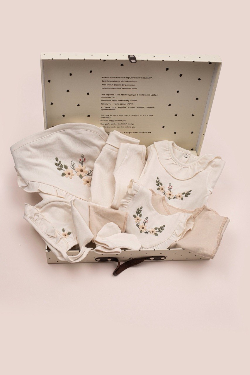 Cream Flowers  Cotton Hospital Set 10 Pcs