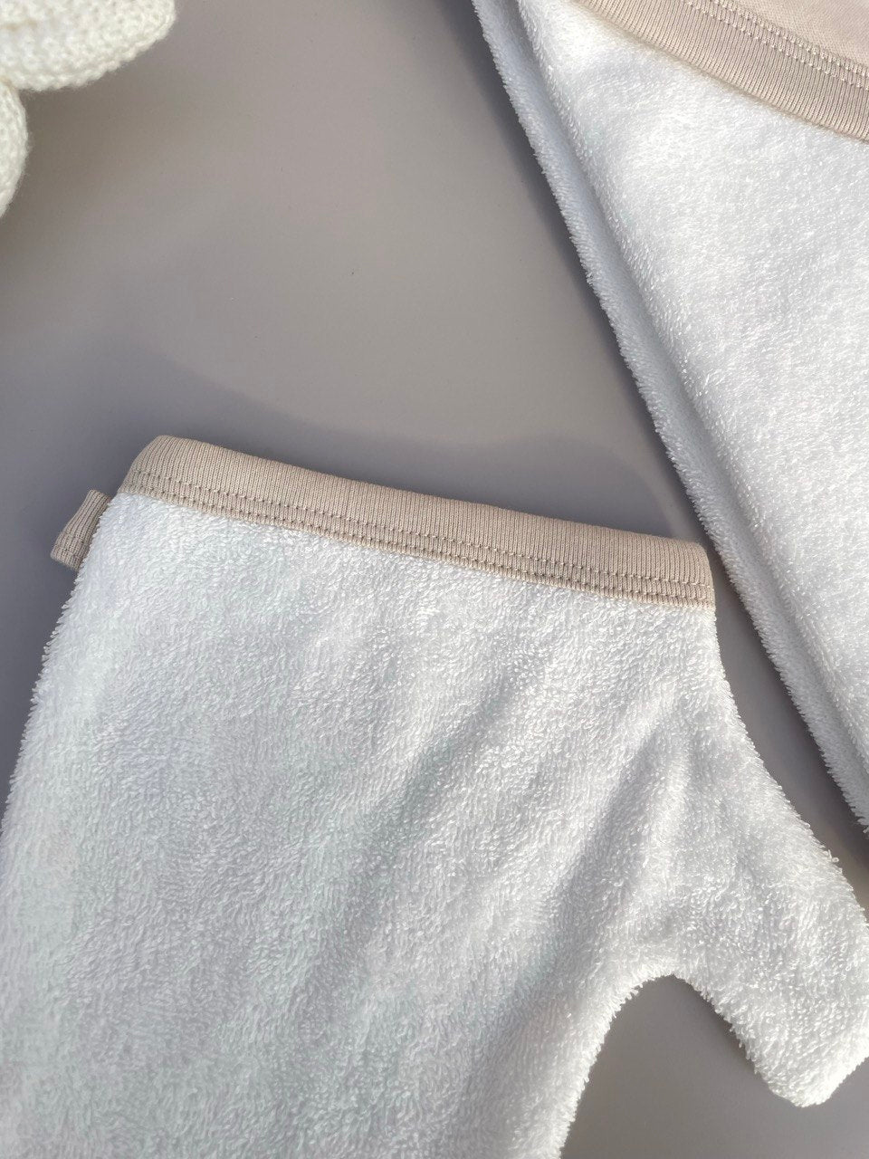 Beige Giraffe Organic Cotton Bath Towel GOTS certified