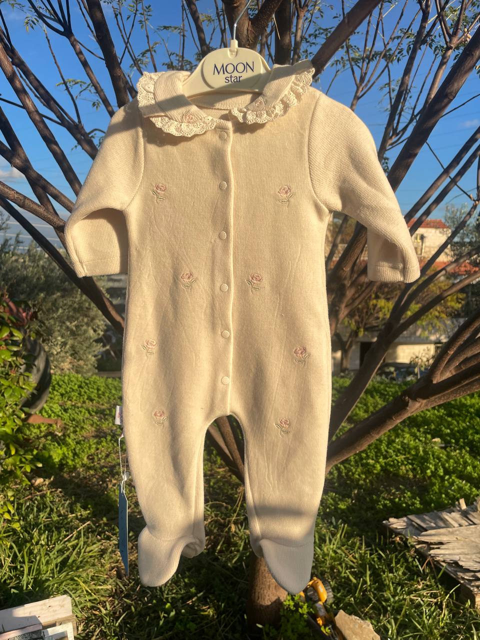 Biege Flowers Overall With Hat