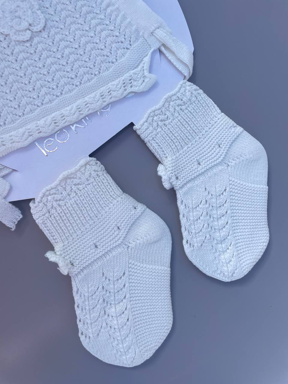 Off White Organic cotton Hat With Socks