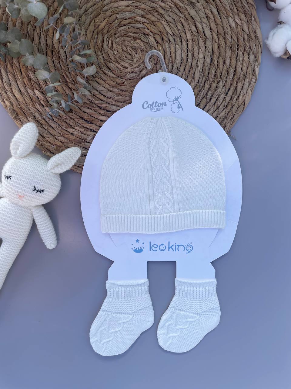 Off White Organic cotton Hat With Socks