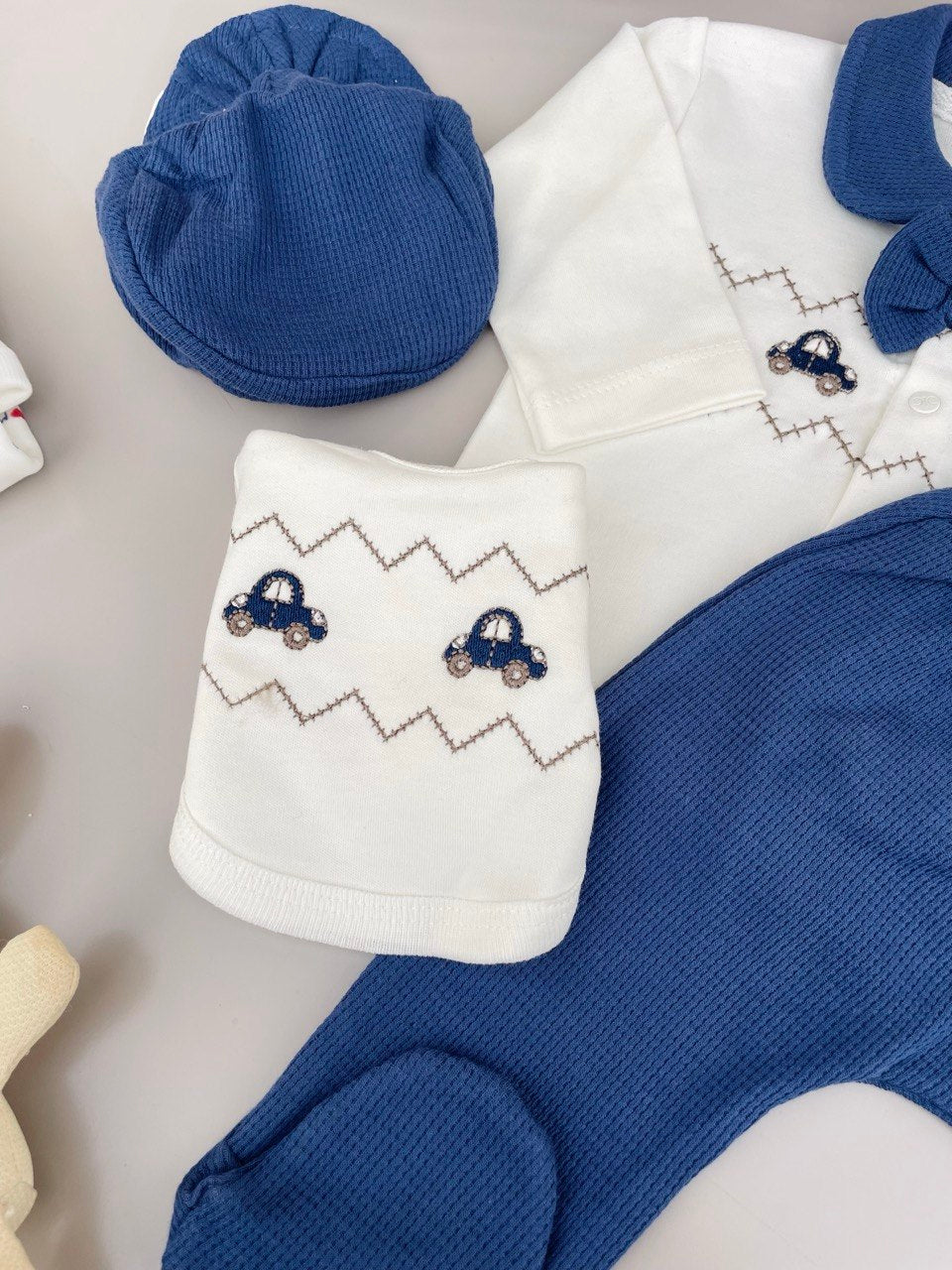 White And Navy Blue 5 Pcs Cotton Set