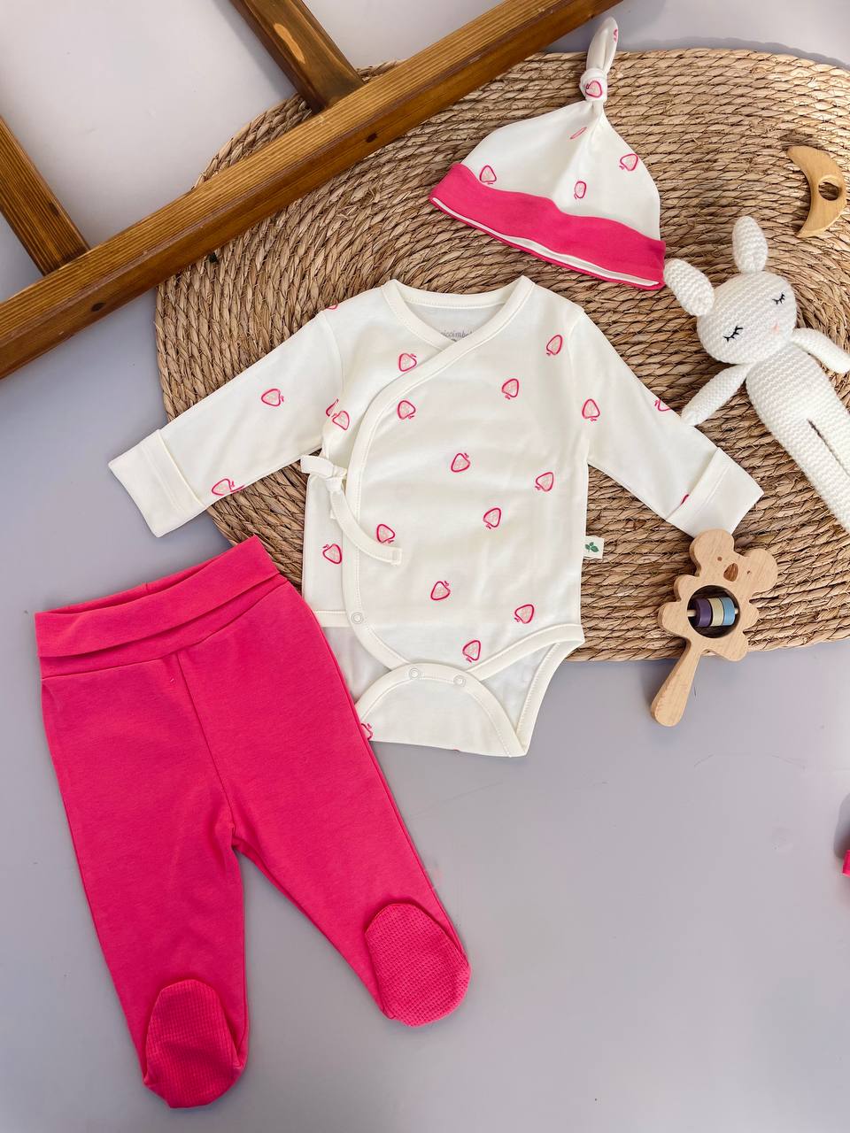 Strawberry Set 3 Pcs