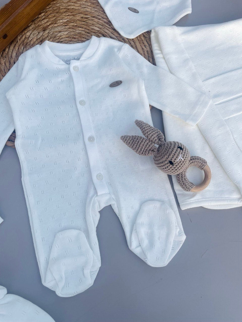 Simple White Cotton Hospital Set 5 Pcs