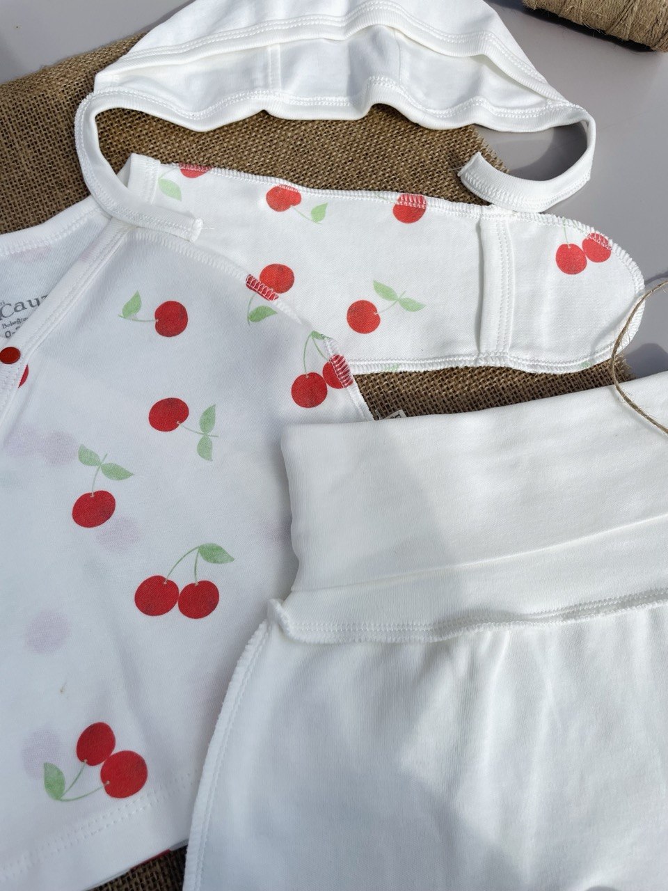 White Cherry Cotton Set 4 Pcs