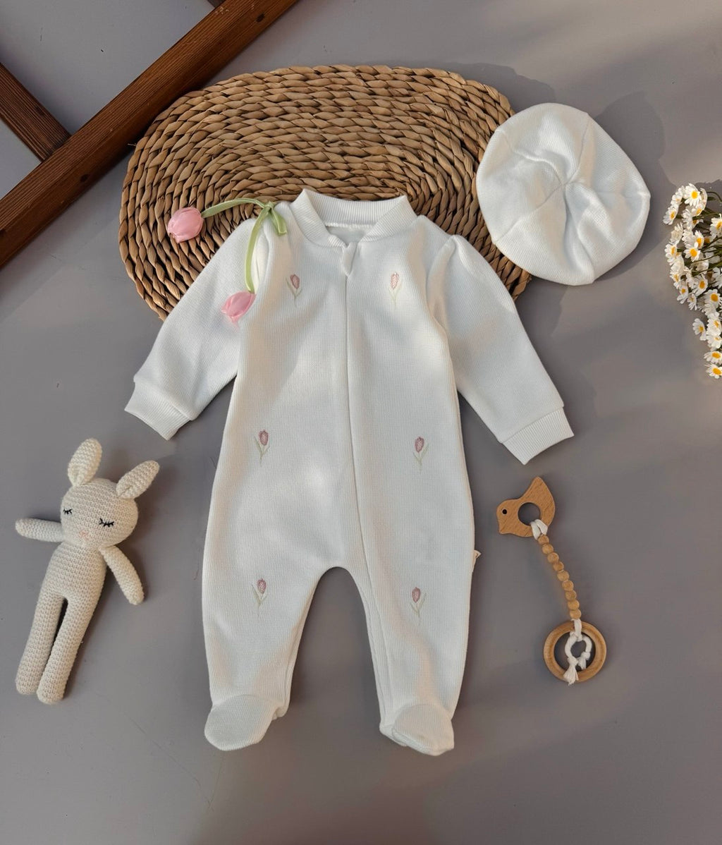 White Flowers Embroidered Overall with beret ( hat )