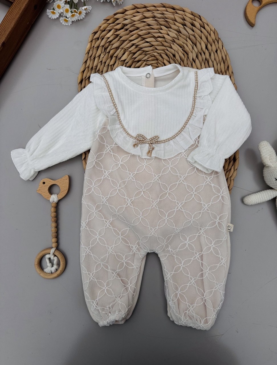White And Beige Velvet Overall With Dentelle