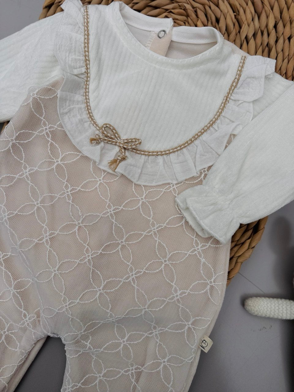 White And Beige Velvet Overall With Dentelle