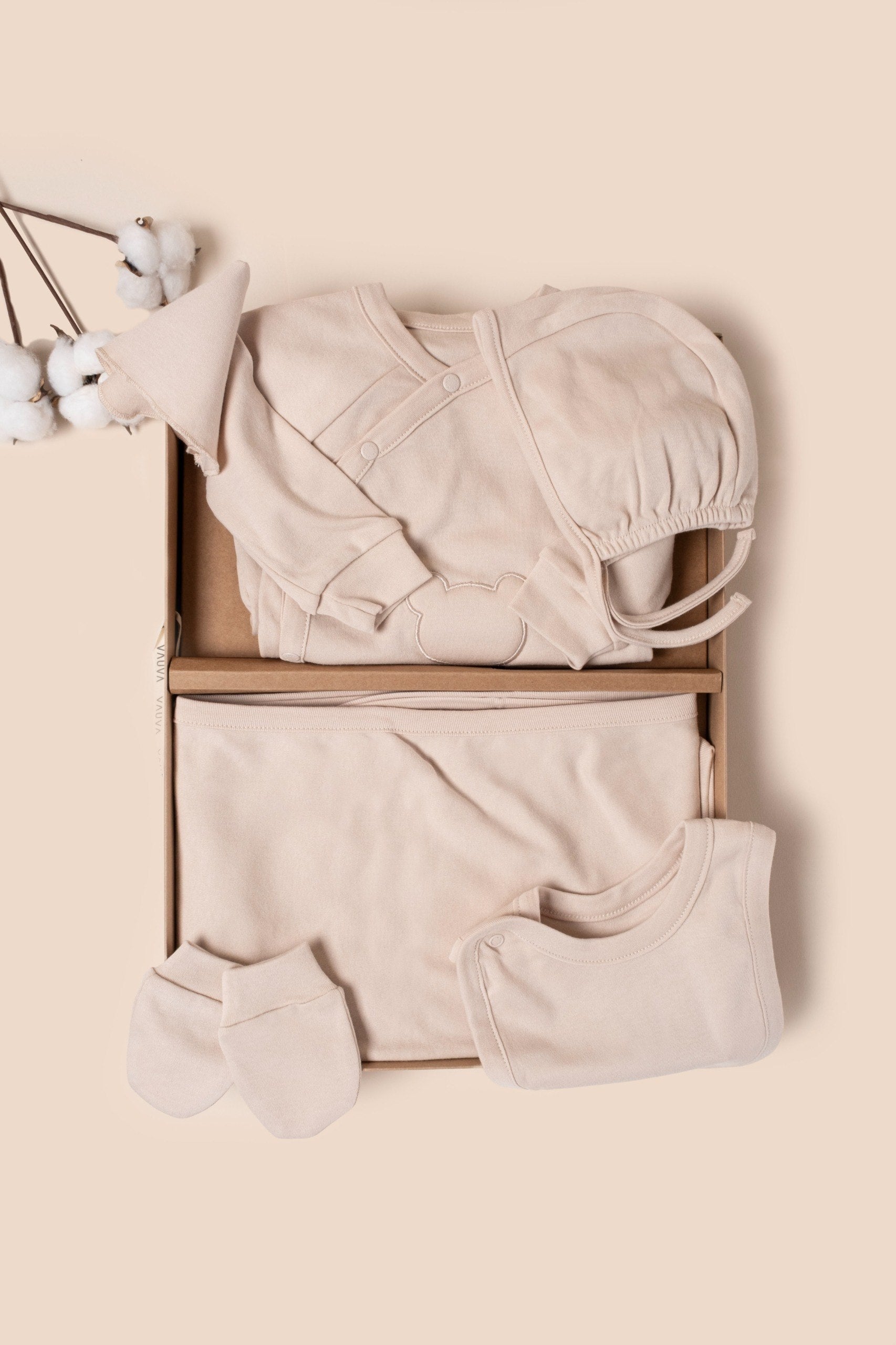 Beige Simple Cotton Hospital Set 7 Pcs