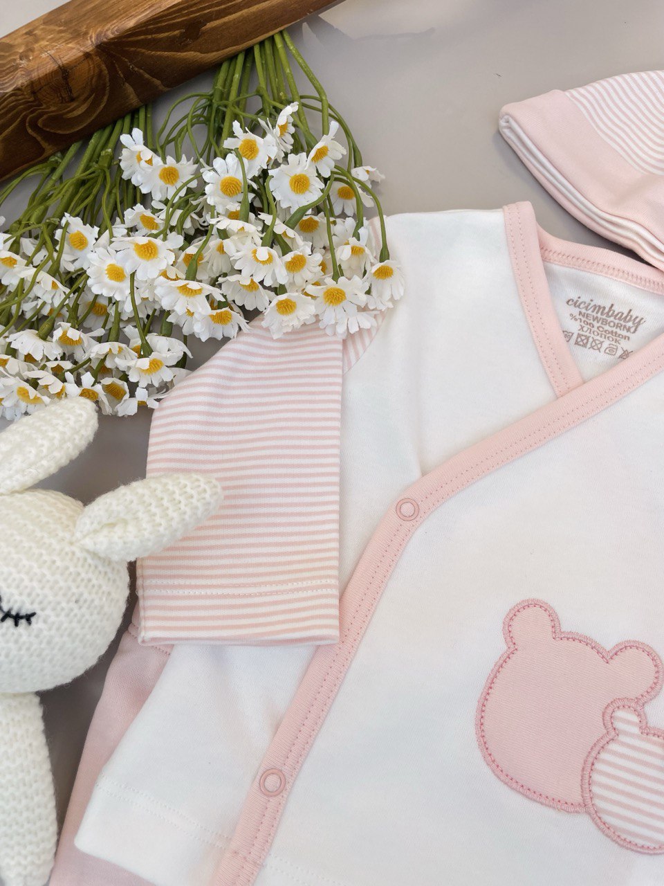 Pink And White 6 Pcs Cotton Set